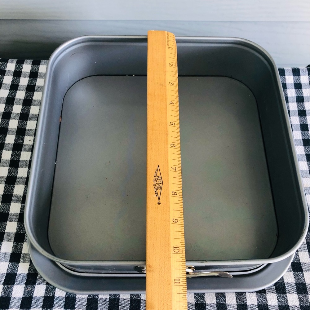 Square Baking Pan - Picture 2 of 5